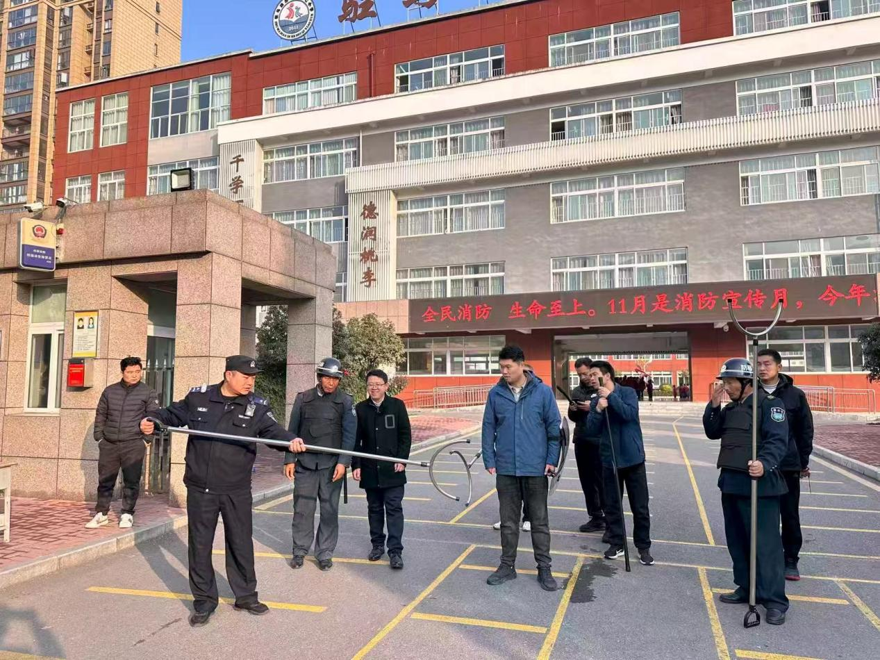 孫鵬程:深耕社區(qū)的“平安守望者”