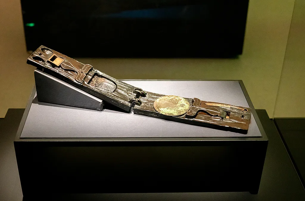 設(shè)計(jì)合理、攜帶方便 這就是戰(zhàn)國便攜“梳妝盒”