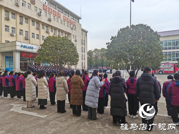 走進(jìn)公安陣地 守護(hù)平安童年&mdash;&mdash;平輿縣實(shí)驗(yàn)小學(xué)開展警察日普法實(shí)踐活動(dòng)