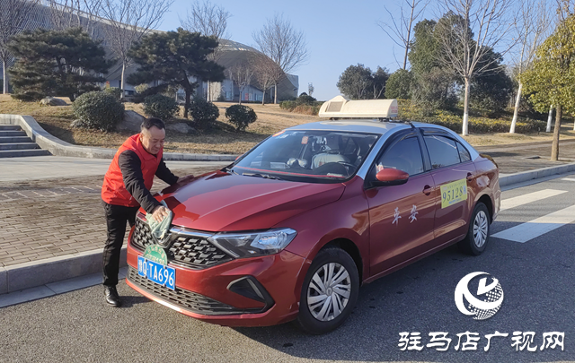 【天中光榮榜】劉廷順：十八年執(zhí)著堅守 車輪上傳遞“志愿紅”