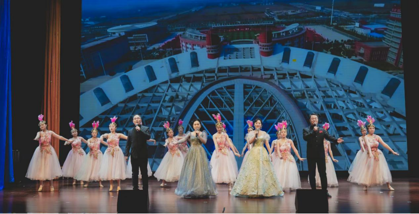 駐馬店幼兒師范高等?？茖W(xué)校五年制大專部迎新春晚會暨教學(xué)成果匯報(bào)演出圓滿舉行