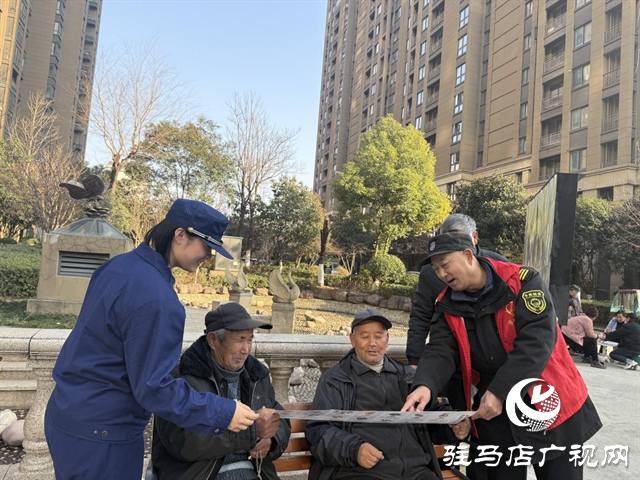  示范區(qū)消防救援大隊組織志愿者廣泛開展住宅小區(qū)消防宣傳活動