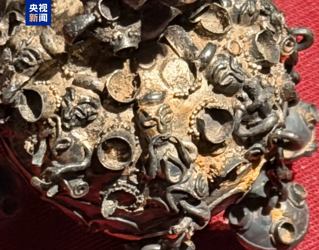 文博日歷丨1700多年前的“迷你交響樂(lè)團(tuán)”奏響絲路樂(lè)章