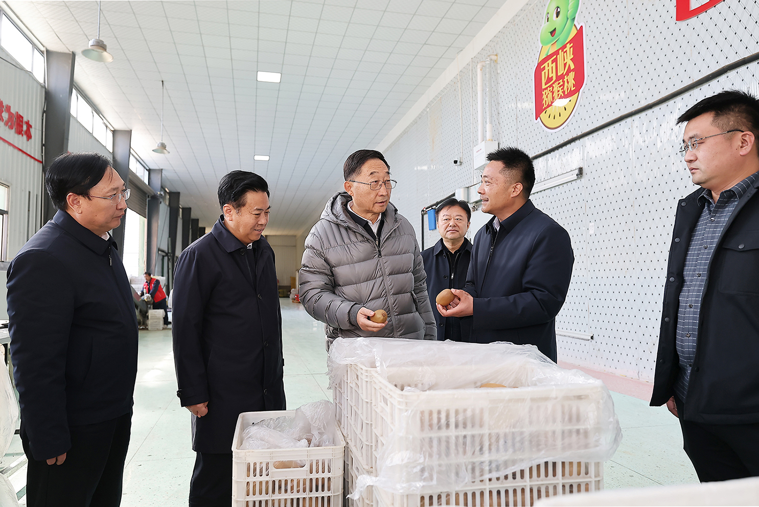 劉寧到南陽市西峽內(nèi)鄉(xiāng)南召調(diào)研推動工作時強調(diào) 突出特色優(yōu)勢 夯實產(chǎn)業(yè)基礎(chǔ) 激活縣域經(jīng)濟高質(zhì)量發(fā)展新動能