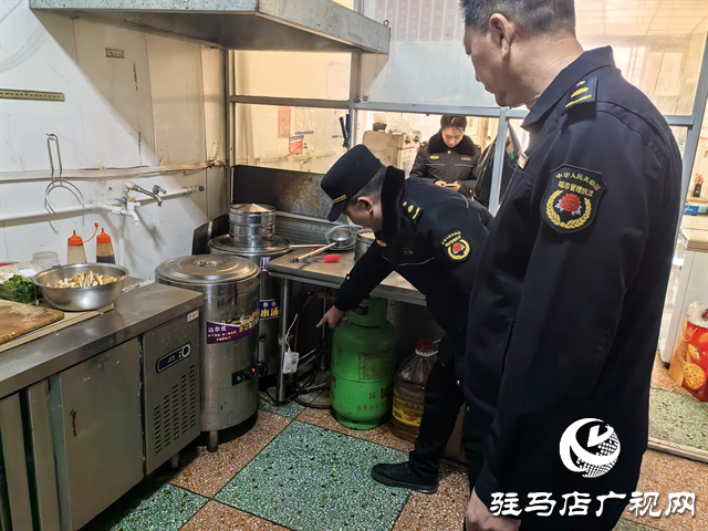  開(kāi)發(fā)區(qū)城市管理事務(wù)中心:治油煙 優(yōu)環(huán)境 促文明