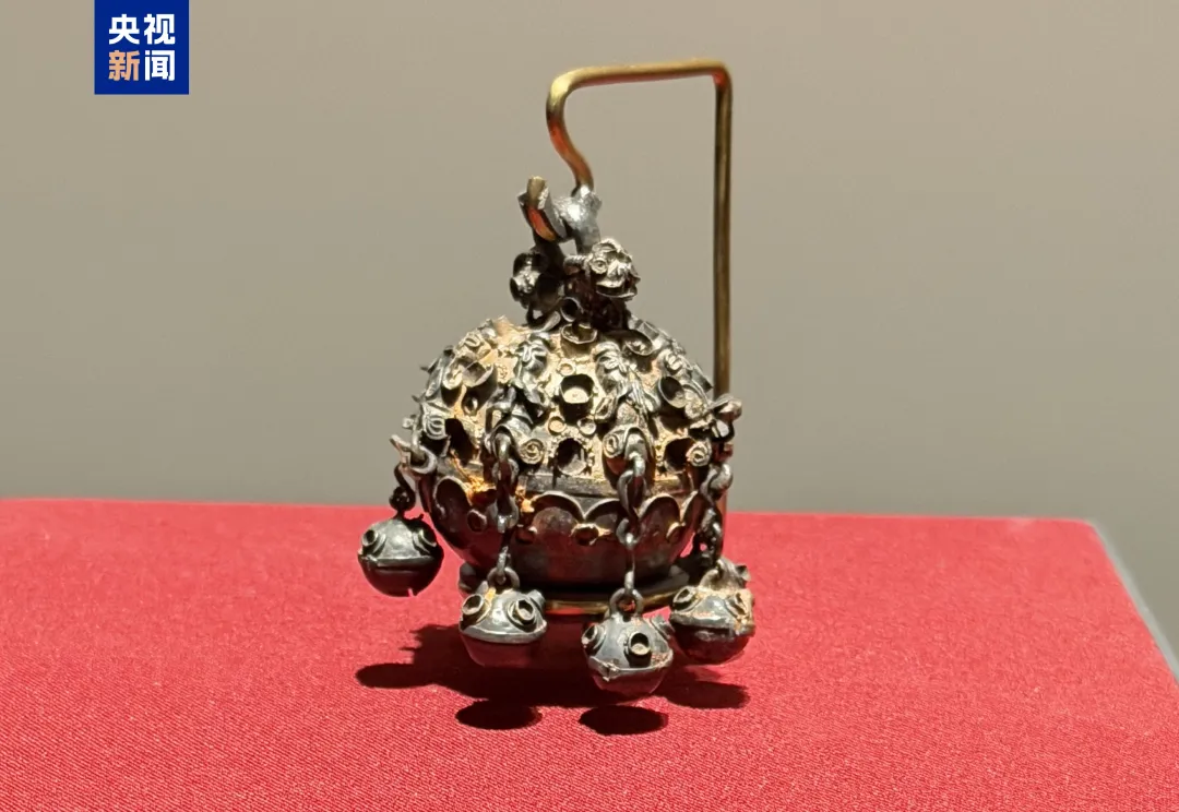 文博日歷丨1700多年前的“迷你交響樂(lè)團(tuán)”奏響絲路樂(lè)章