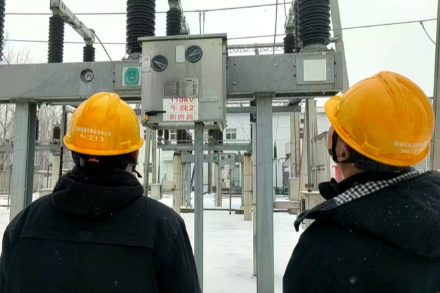 國(guó)網(wǎng)平輿縣供電公司：“數(shù)智+電力”硬核戰(zhàn)寒潮