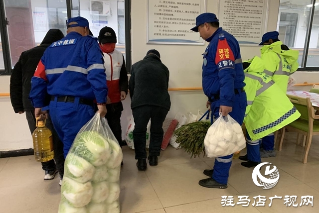 黨建引領(lǐng)聚合力 志愿服務(wù)暖寒冬