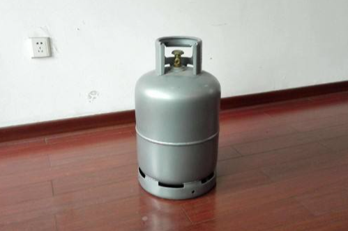 深夜擰開他人家中液化氣罐，想干啥？