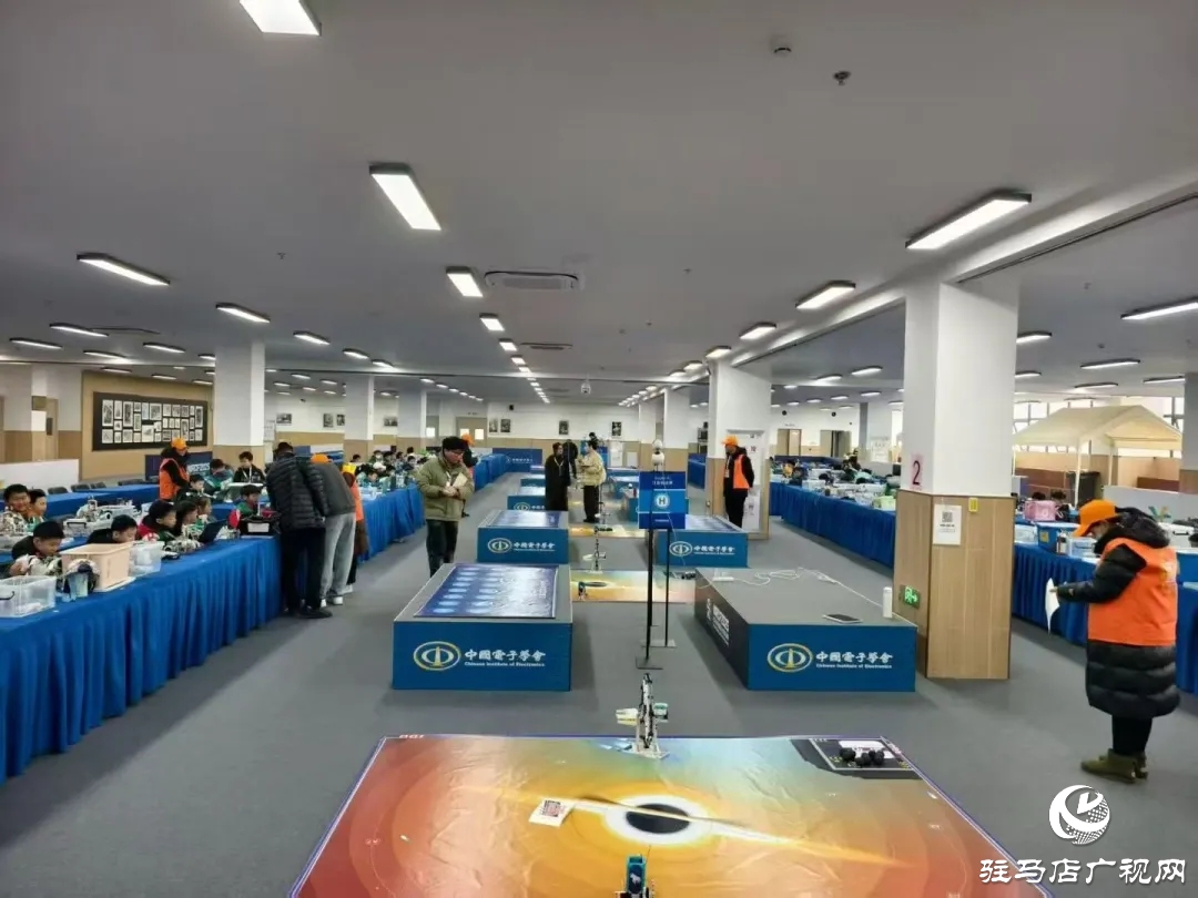 正陽(yáng)縣選手?jǐn)孬@世界機(jī)器人大賽一等獎(jiǎng) 系本次賽事駐馬店市唯一獲獎(jiǎng)代表隊(duì)