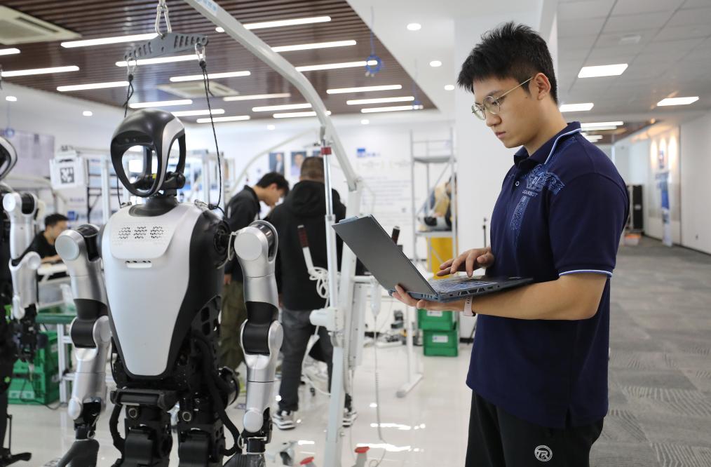 AI時代，職業(yè)生態(tài)如何變化？怎樣的人能更好適應(yīng)？