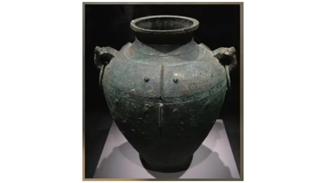 文博日歷丨雙手托起小孩，這個(gè)動(dòng)作叫___？