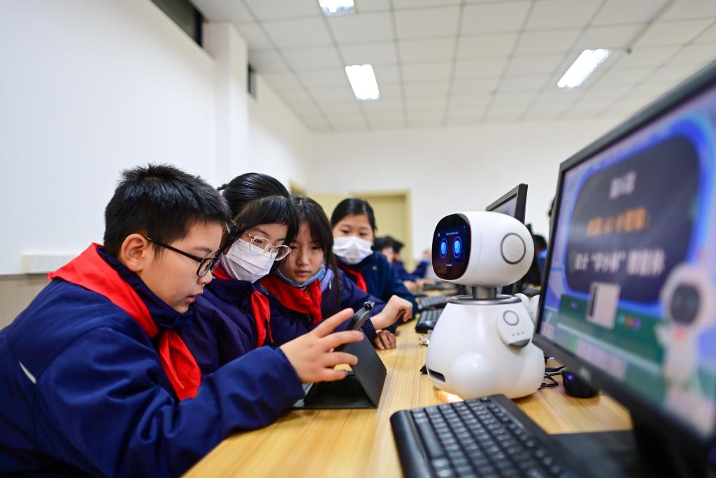 AI時(shí)代，職業(yè)生態(tài)如何變化？怎樣的人能更好適應(yīng)？