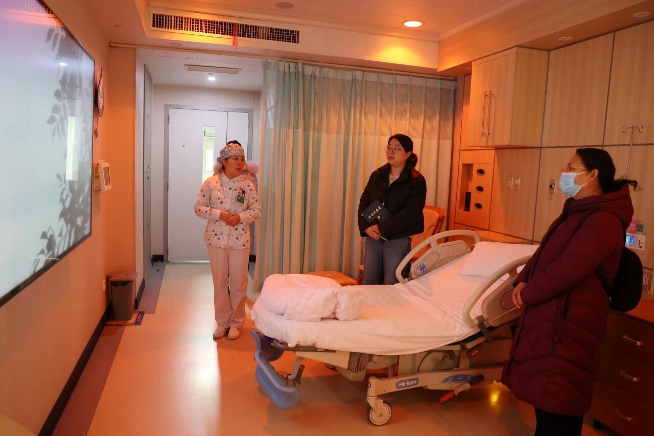 省質(zhì)控專家組到市中心醫(yī)院開展生育友好醫(yī)院建設(shè)、早孕關(guān)愛行動現(xiàn)場質(zhì)控