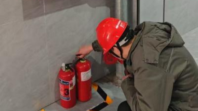 國網(wǎng)汝南縣供電公司：組織開展高層建筑消防演練