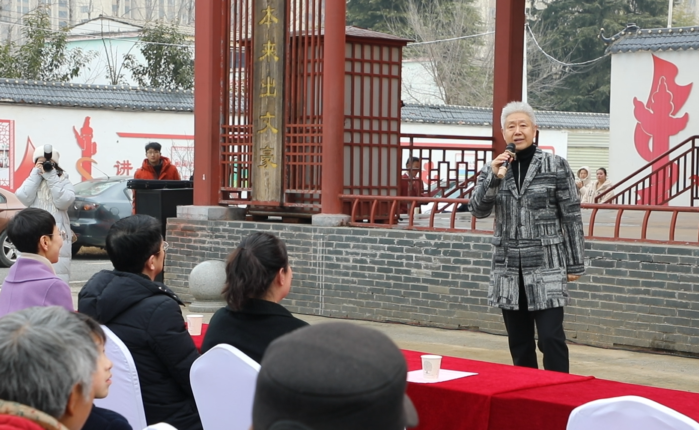 “百花迎新樂中原”2026河南文藝界惠民演出走進(jìn)駐馬店
