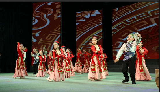 駐馬店市第八屆少兒春節(jié)文藝晚會(huì)成功舉辦