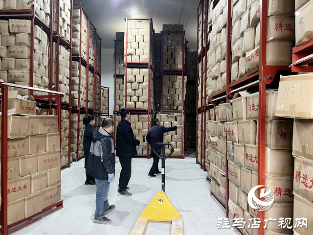 平輿縣射橋鎮(zhèn)大王村：恒溫倉儲鎖鮮 姜香引路共富