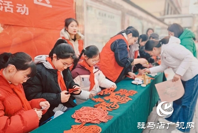 西園街道文明路社區(qū):墨香送福迎新春 社區(qū)聯(lián)動傳溫情