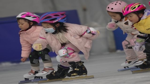 2026年駐馬店市青少年短道速滑冬季訓(xùn)練營(yíng)圓滿收官
