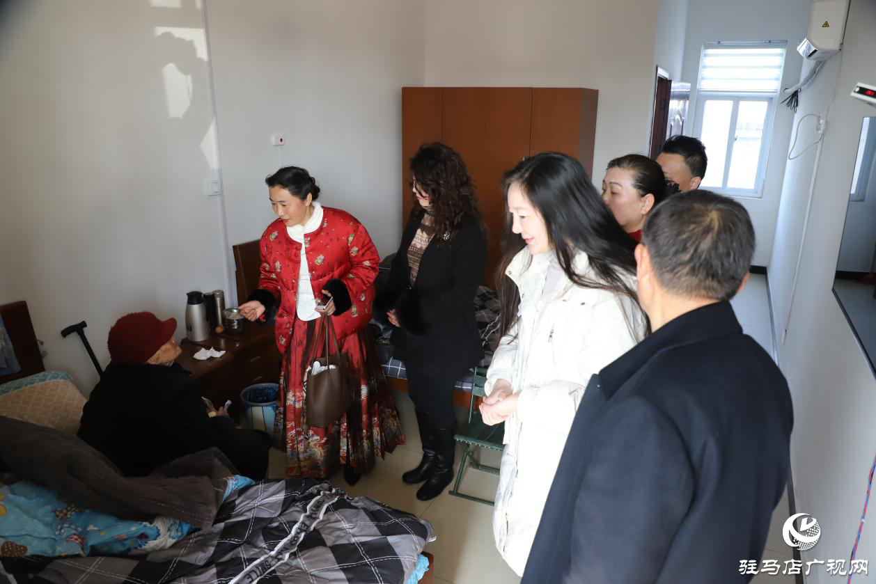正陽縣：袁家志愿服務(wù)隊(duì)連續(xù)13年慰問敬老院