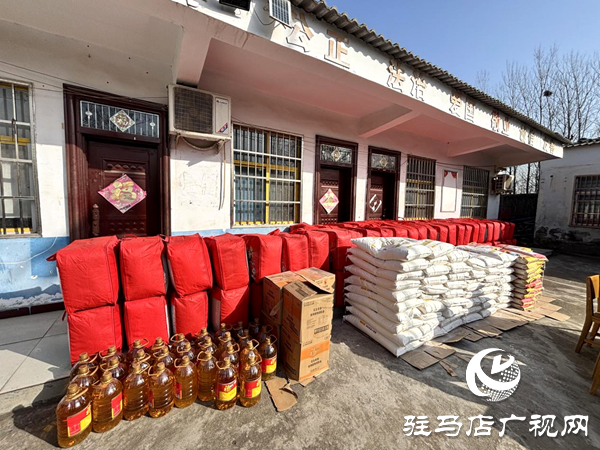 平輿縣陽城鎮(zhèn)：丁營(yíng)村愛心人士劉小海春節(jié)前捐贈(zèng)愛心物資