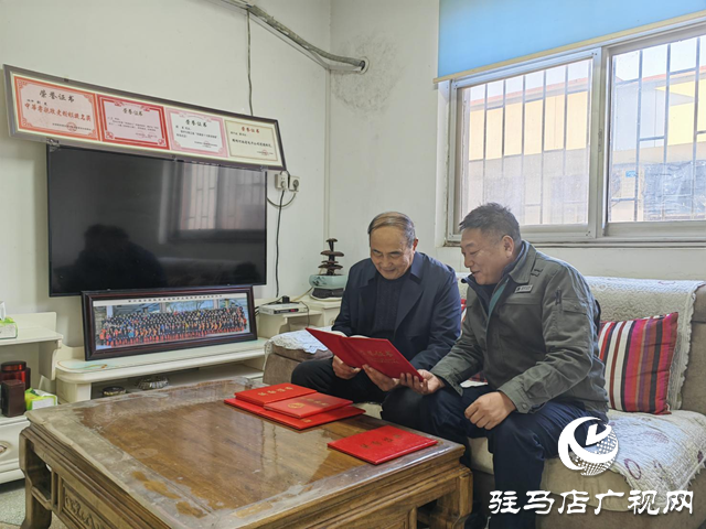 《天中光榮榜2025特別節(jié)目》劉黑:孝義傳家——一盞不滅的心燈