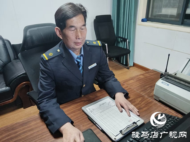 【新春走基層】 四十二年堅(jiān)守 調(diào)車區(qū)長的告別與傳承
