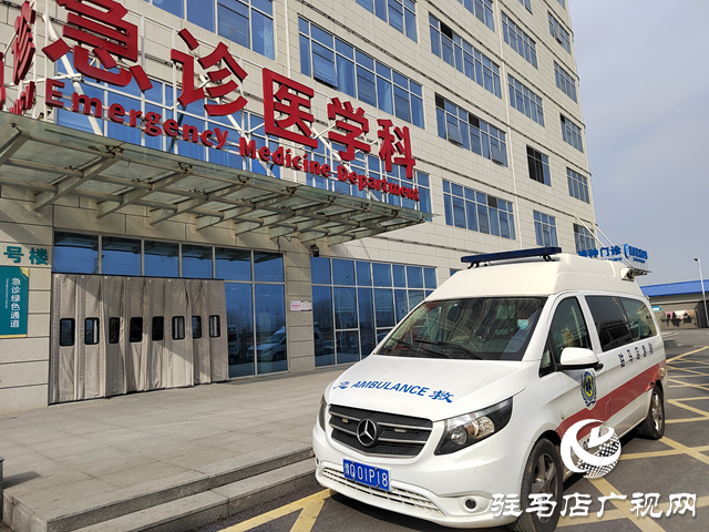 駐馬店市第二人民醫(yī)院：無影燈下守歲生命線上逆行