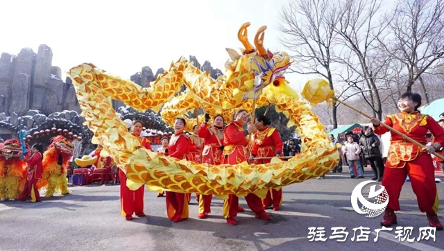 駐馬店市文化館陀舞藝術(shù)團新春系列演出亮相金頂山