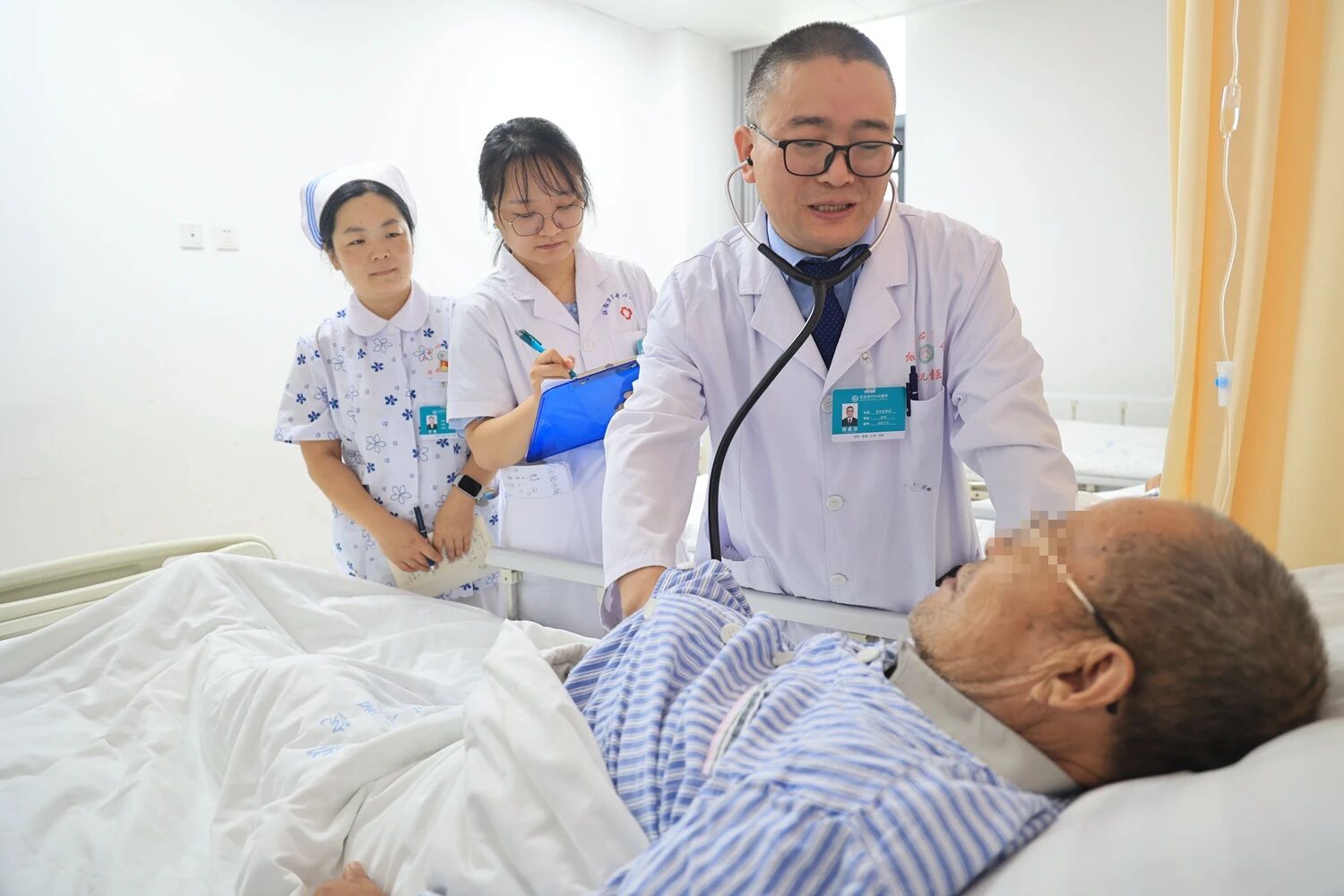 劉成功：仁心如燈 溫暖杏林