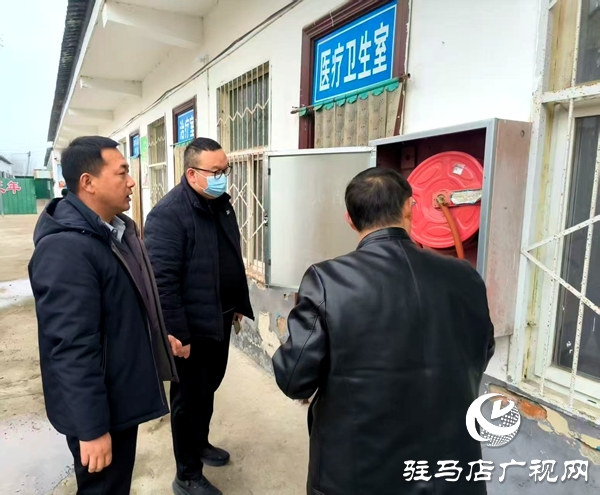 平輿縣萬(wàn)金店鎮(zhèn)紀(jì)委檢查敬老院消防及食品安全工作