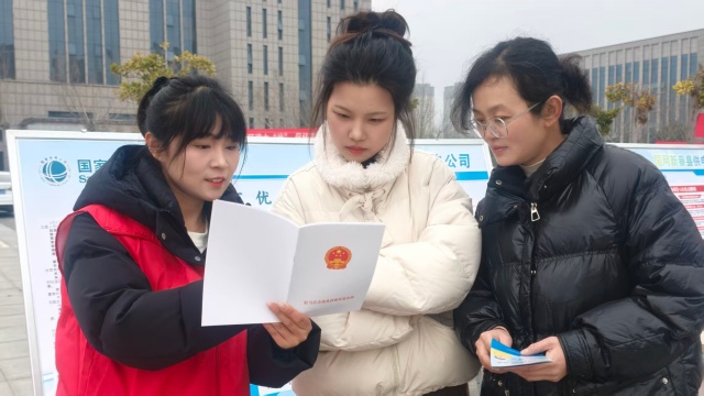 國網(wǎng)新蔡縣供電公司:開展?fàn)I商環(huán)境宣傳活動(dòng)