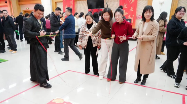 駐馬店郵政:巾幗綻芳華 喜樂鬧元宵