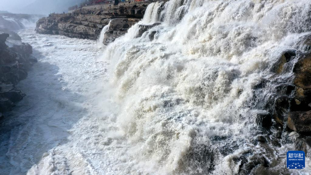 驚蟄時節(jié) 黃河壺口瀑布水量增大