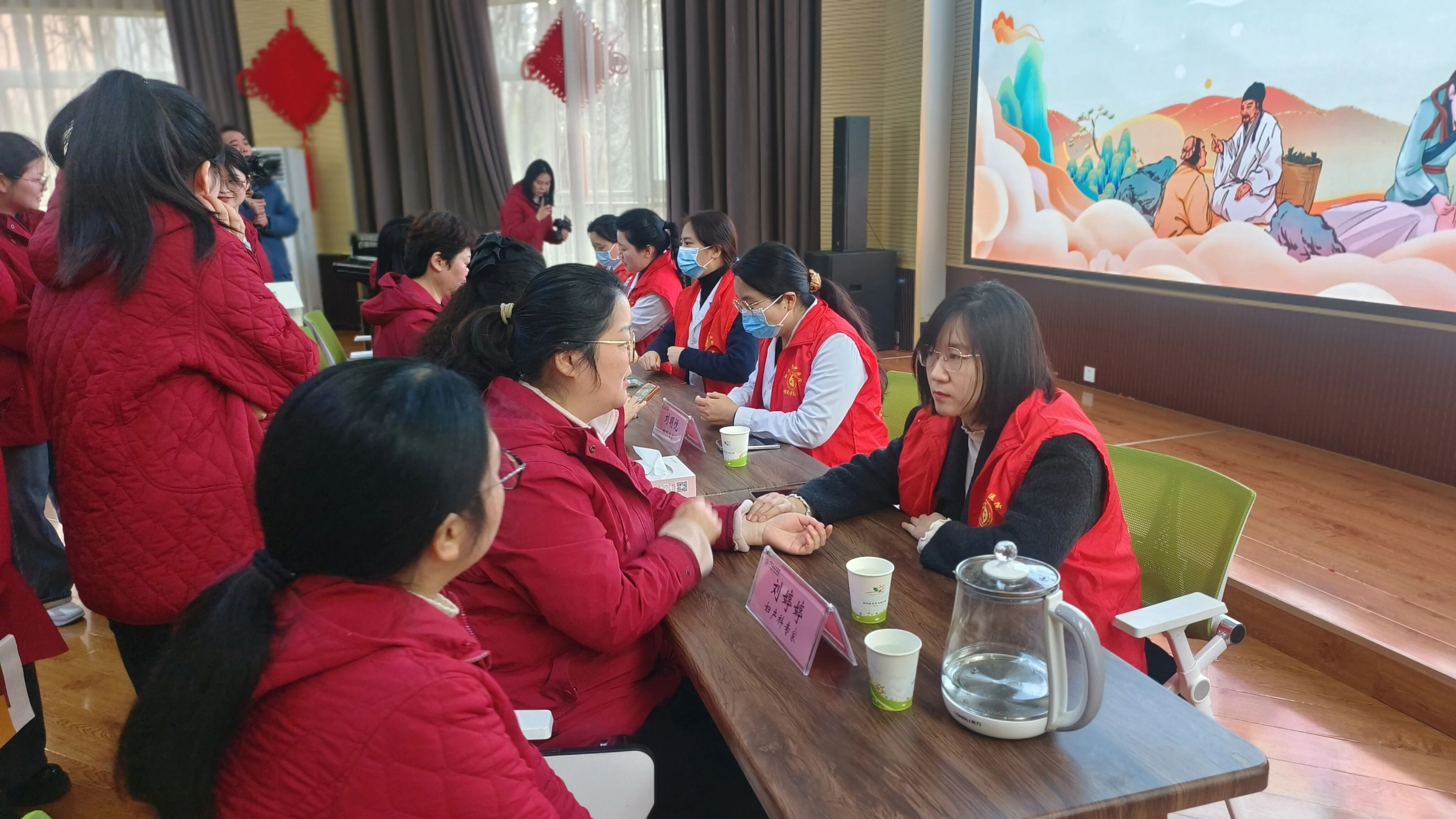 巾幗添芳華，中醫(yī)護安康——駐馬店市中醫(yī)院健康科普活動走進市實驗幼兒園