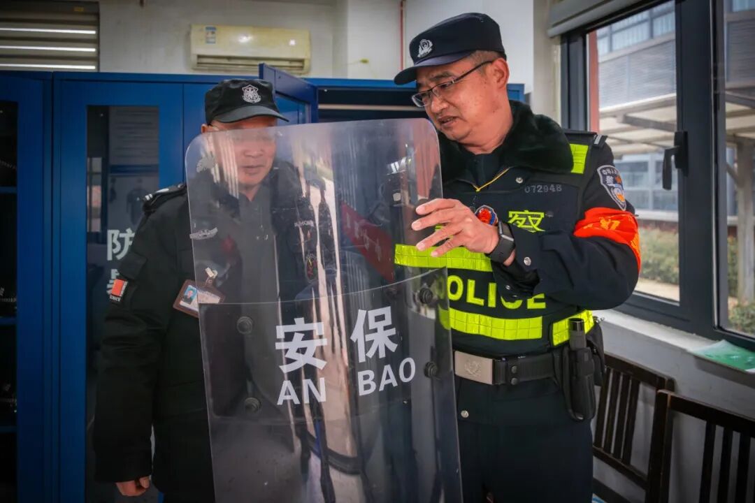 駐馬店：護(hù)航“超短學(xué)期”，平安全程在線