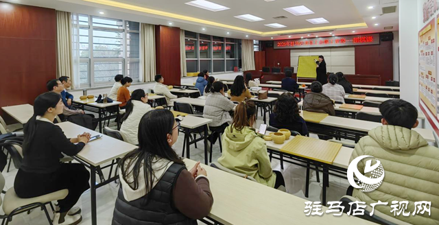 駐馬店職工夜校圍棋課正式開(kāi)班