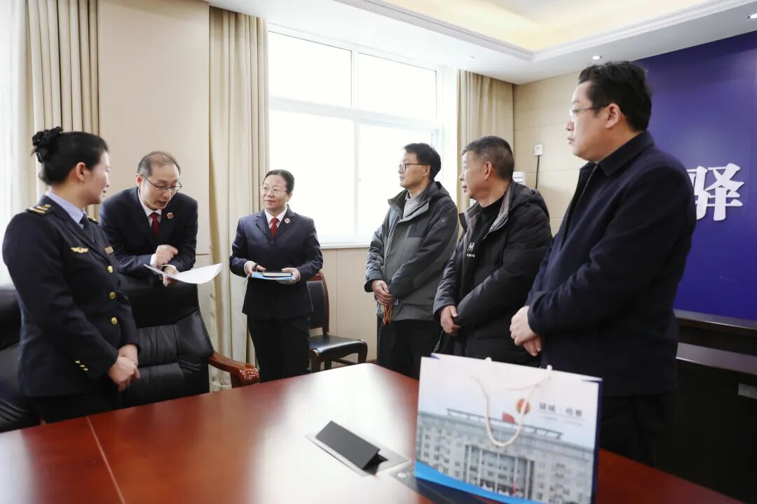 驛城區(qū)檢察院召開&ldquo;驛筑食安&rdquo;檢察品牌新聞發(fā)布會