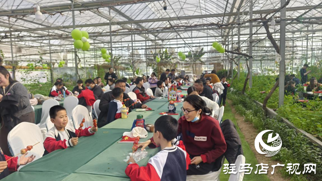 天中生態(tài)園親子植樹活動(dòng)圓滿舉行 300余組家庭共植綠色希望