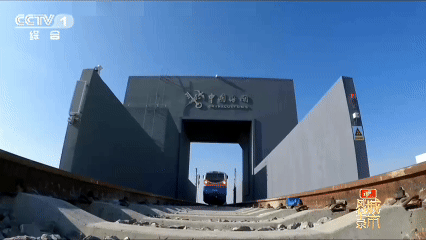 嵩山為脊，黃河為脈！《城市風(fēng)華錄》走進(jìn)鄭州