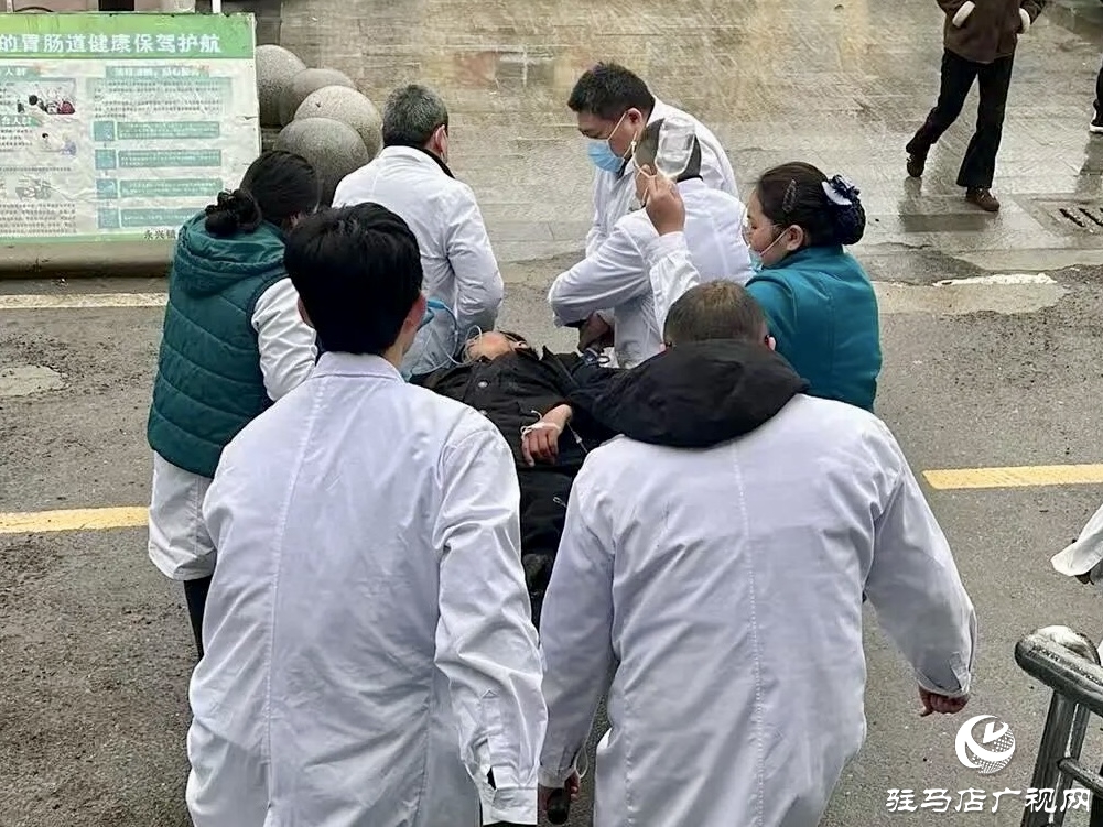 生死競(jìng)速!正陽(yáng)縣永興鎮(zhèn)衛(wèi)生院街頭急救&nbsp;跑贏&ldquo;心梗&rdquo;奪回生命