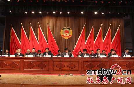 市政協(xié)三屆十六次常委會(huì)議召開(kāi)